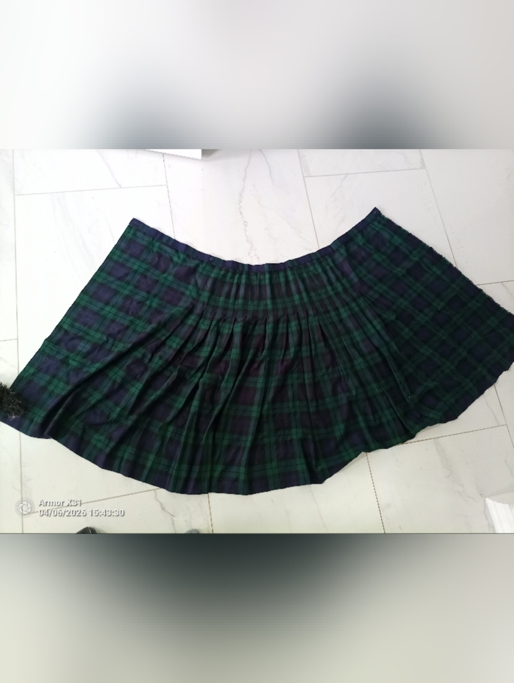 Handmade 100% Wool Traditional Tartan Kilt (Adjustable Size)